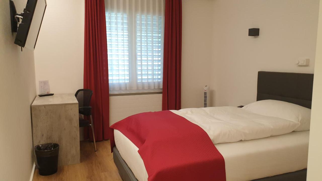 Hotel Balsthal Exterior photo