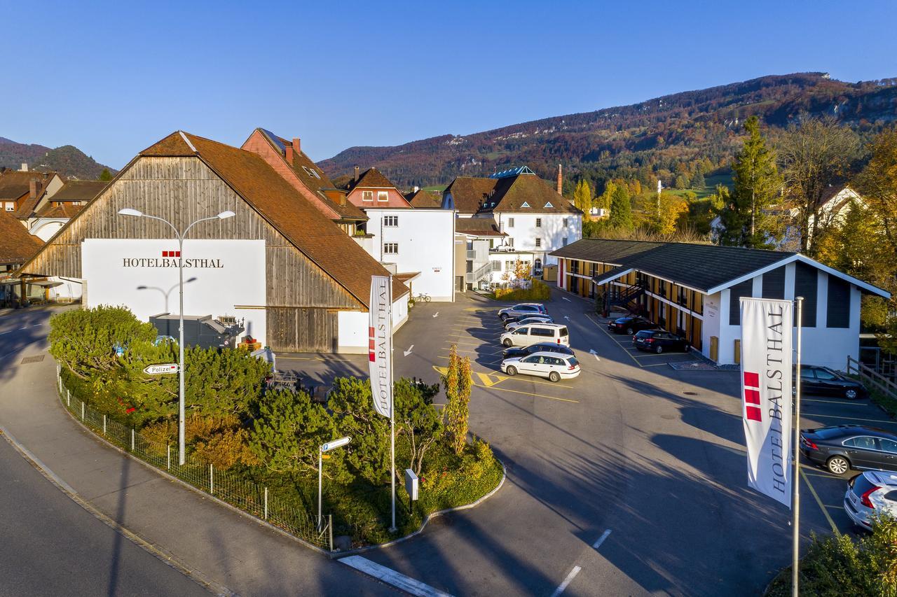 Hotel Balsthal Exterior photo